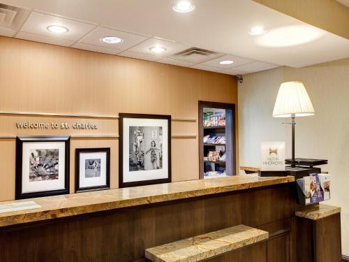 Hampton Inn & Suites Chicago/Saint Charles Exteriér fotografie