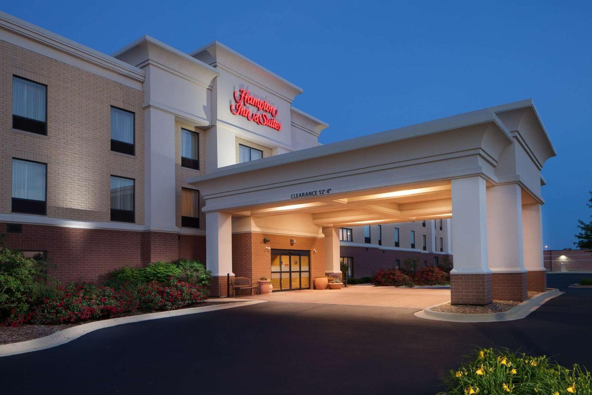 Hampton Inn & Suites Chicago/Saint Charles Exteriér fotografie